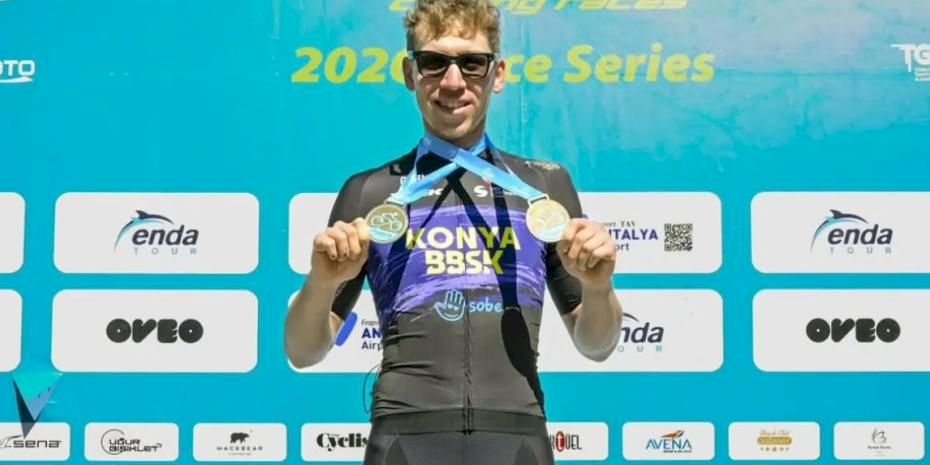 Konyalı genç bisikletçiden çifte şampiyonluk