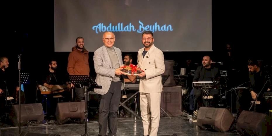 Malatya’da Ramazan akşamına ilahi dinletisi