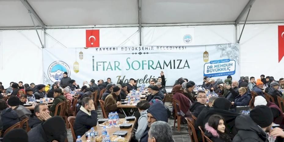Kayseri Büyükşehir'den 30 bin kişiye iftar