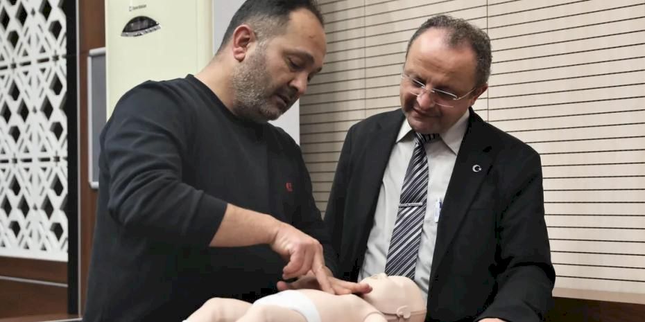 Keçiören Belediyesi personeline 'ilk yardım' eğitimi