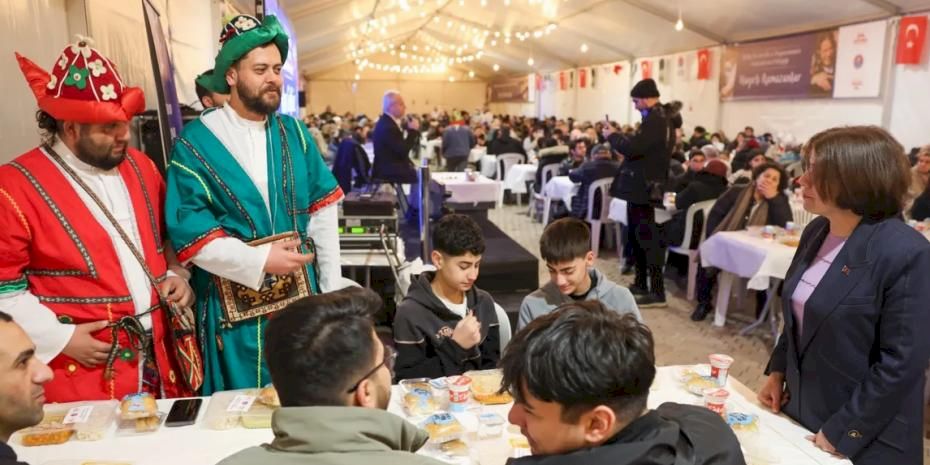 Başkan Köymen, Maltepelilerle aynı sofrada buluştu