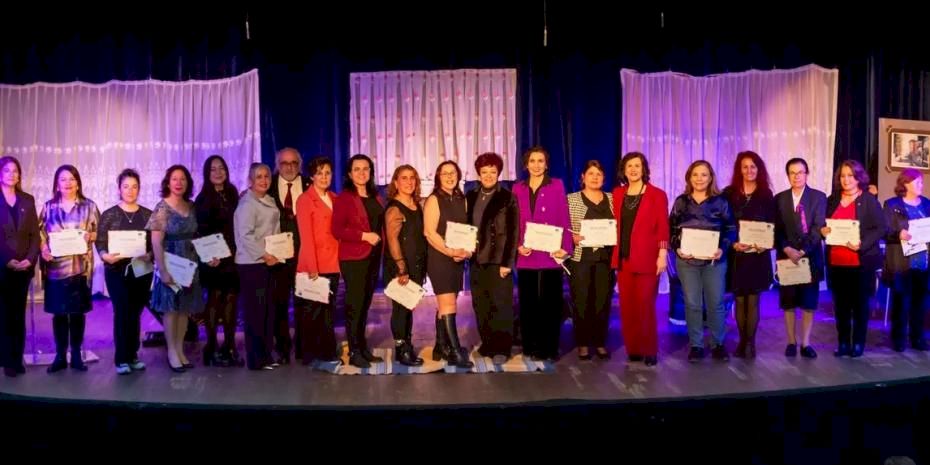 İzmir Narlıdere’de dayanışma ve sanat buluştu