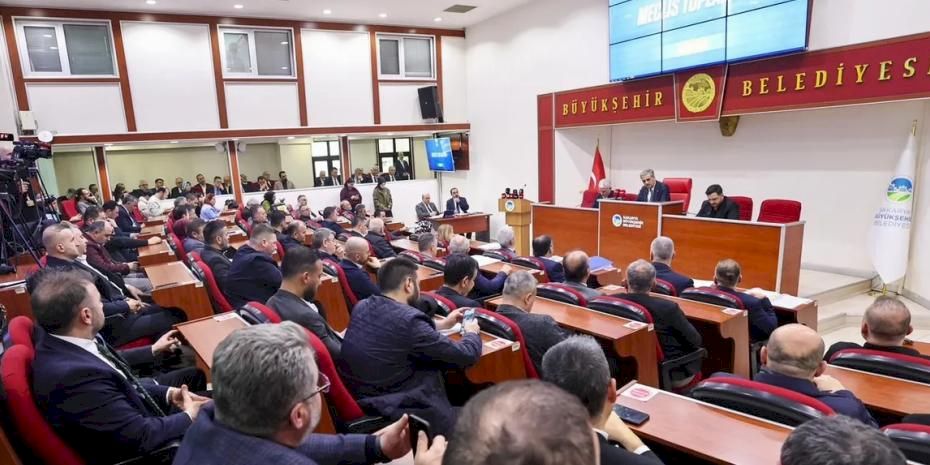 Sakarya'da Başkan Alemdar, hizmetleri sıraladı, uyum vurgusunu yineledi