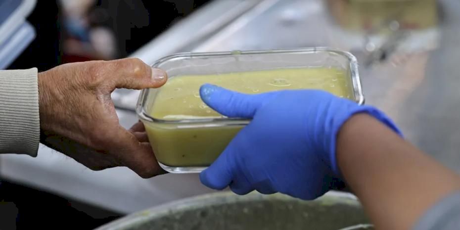 Antalya Mobil Aşevi Kepez’de ikramda bulundu