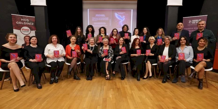 Bakırköy’de kadınların kaleminden “onsekizİNCİ” okurlarla buluştu