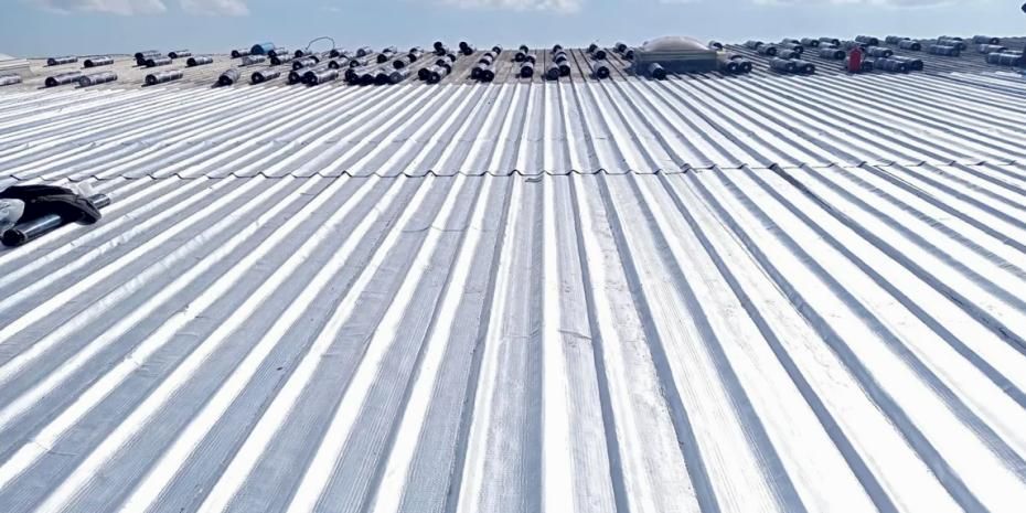 Endüstriyel Yapılarında Çatı Kaynaklı Riskleri Azaltan Akıllı Yalıtım Yaklaşımı