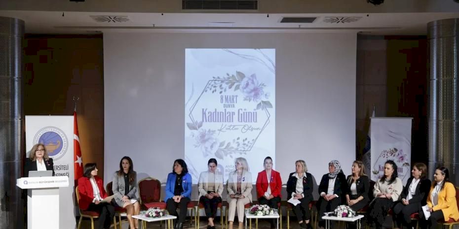 Antalya’da kadın muhtarlar buluştu