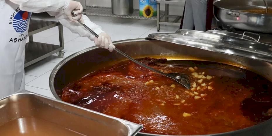 Mersin Büyükşehir’den 'aşhane' iddialarına yanıt