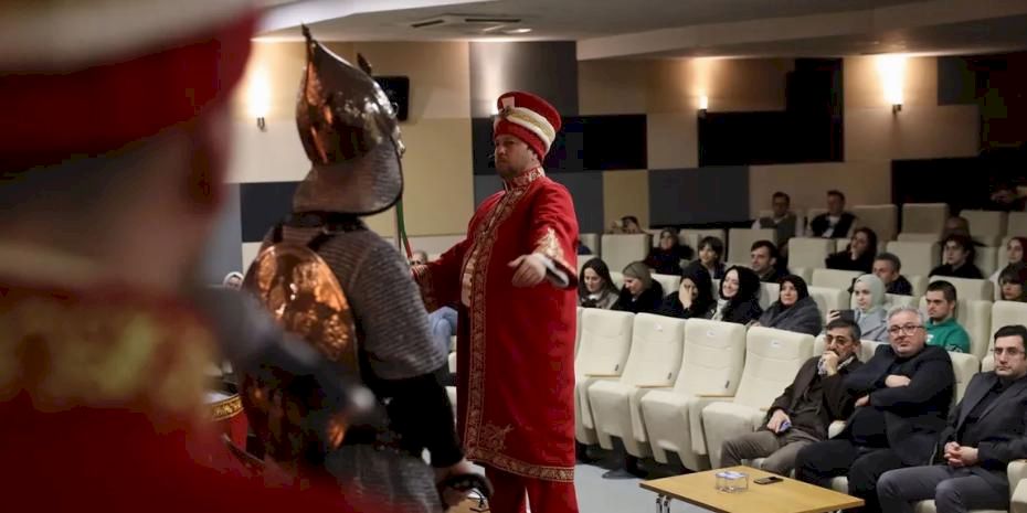 Sakarya'da mehter geleneği sahneye taşındı