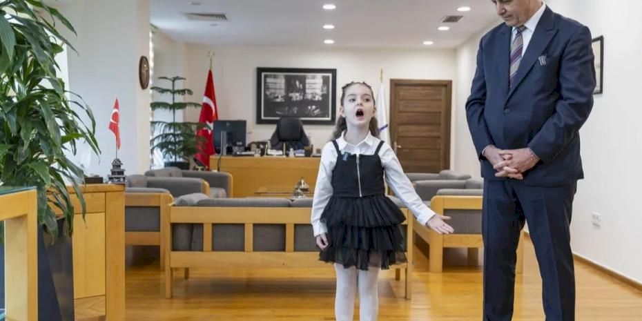 4 yaşından beri İstiklal Marşı’nı ezbere okuyor