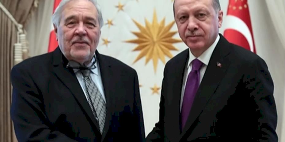 Cumhurbaşkanı Erdoğan'dan Türk tarihinin duayenine taziye mesajı