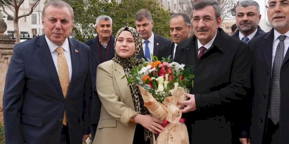 Cumhurbaşkanı Yardımcısı Yılmaz, Mardin Midyat’ta yatırımları tanıttı