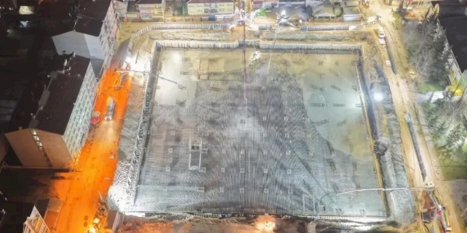 Eskişehir’de 5 bin metreküplük dev beton dökümü