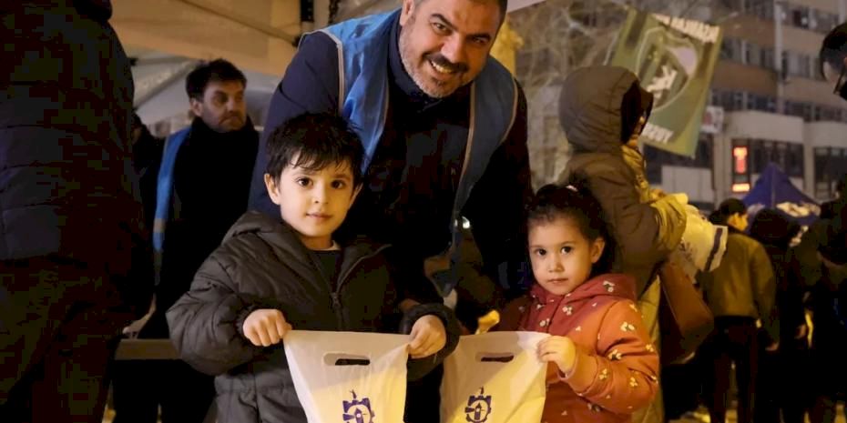 Kocaeli Büyükşehir’den kandil simidi ikramı