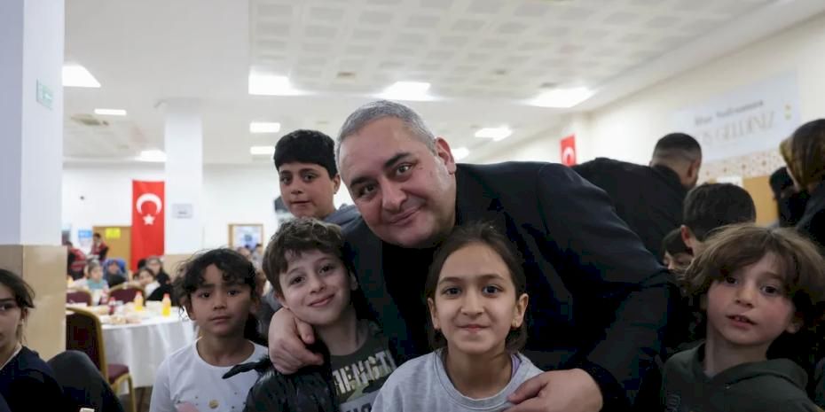 Ankara Keçiören'de yetim ve öksüz çocuklara özel sofra