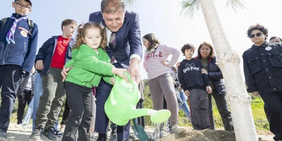 Çocuklara verilen söz tutuldu, fidanlar toprakla buluştu