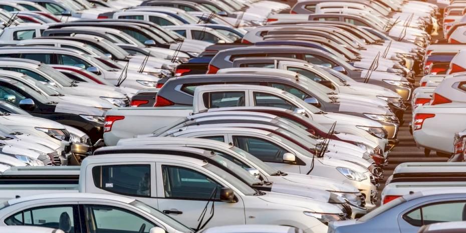 Otomobil piyasasında reel fiyatlarda gerileme sürüyor