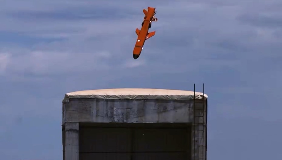 Caydırıcılığın Yeni Adı: SOM-J hedefini tam isabetle vurdu!