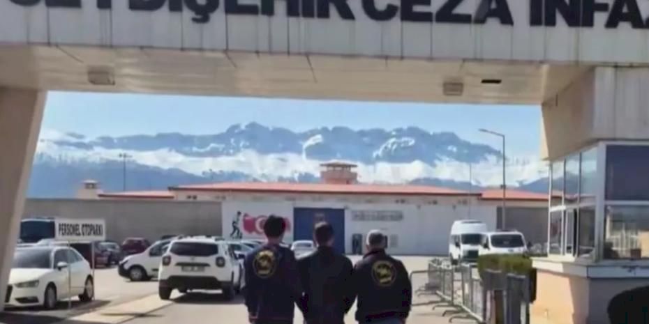 32 ilde FETÖ'den 64 şüpheli yakalandı