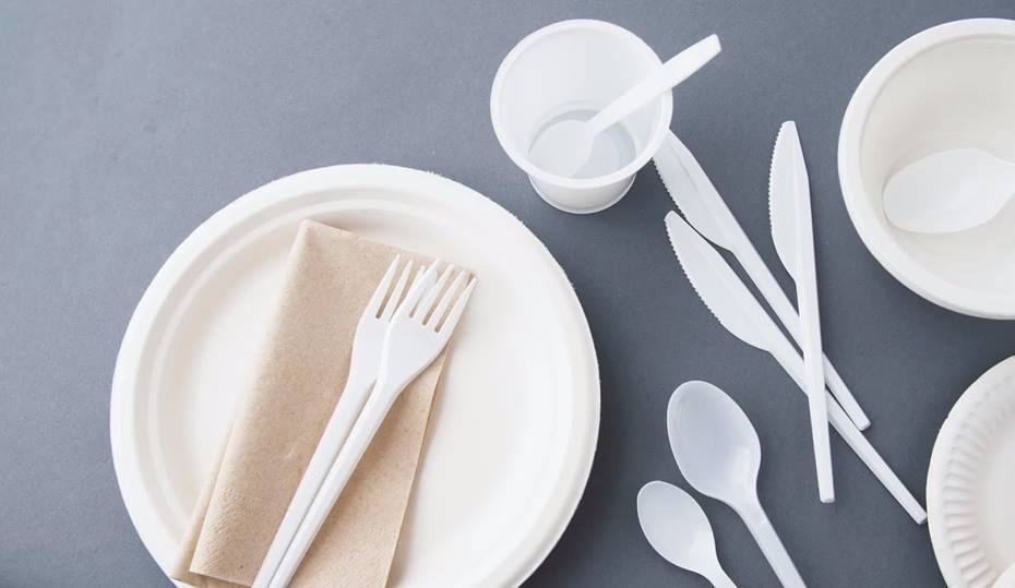 Yeni tek kullanımlık plastik düzenlemesi sanayide dönüşümü başlatıyor