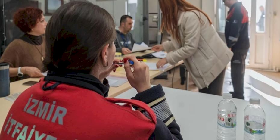 İzmir İtfaiyesi 100 yeni memur alacak