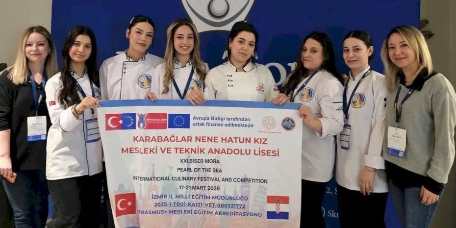 İzmirli öğrenciler Türk mutfağını uluslararası platformda tanıttı