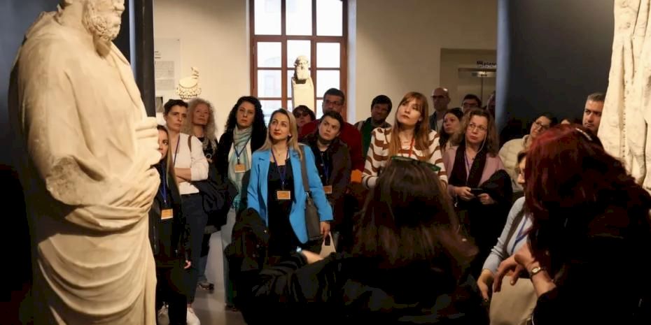 İzmir’de Öğretmen Akademileri yeni dönemde devam ediyor