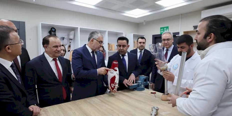 Bakan Işıkhan'dan Gaziantep'te o merkeze ziyaret