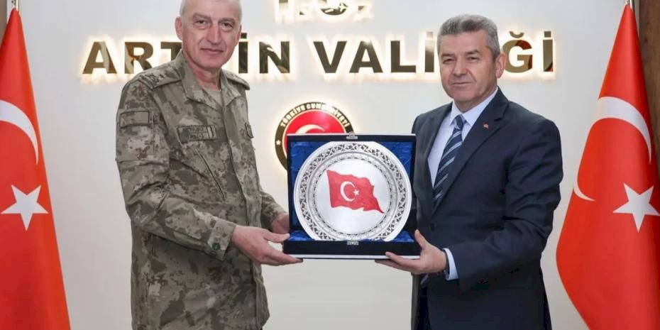 Erzurum 9. Kolordu Komutanı Tümgeneral Akyıldız Artvin'de