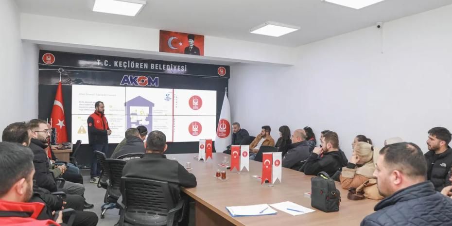 Ankara Keçiören Belediyesi’nden personele yangın söndürme eğitimi
