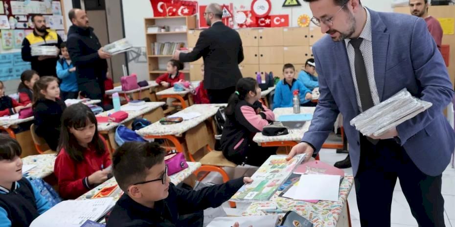 Konya Karatay'da ilkokul öğrencilerine sıfır atık bilinci