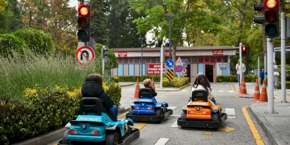 Başkentte miniklere trafik bilinci eğitimi