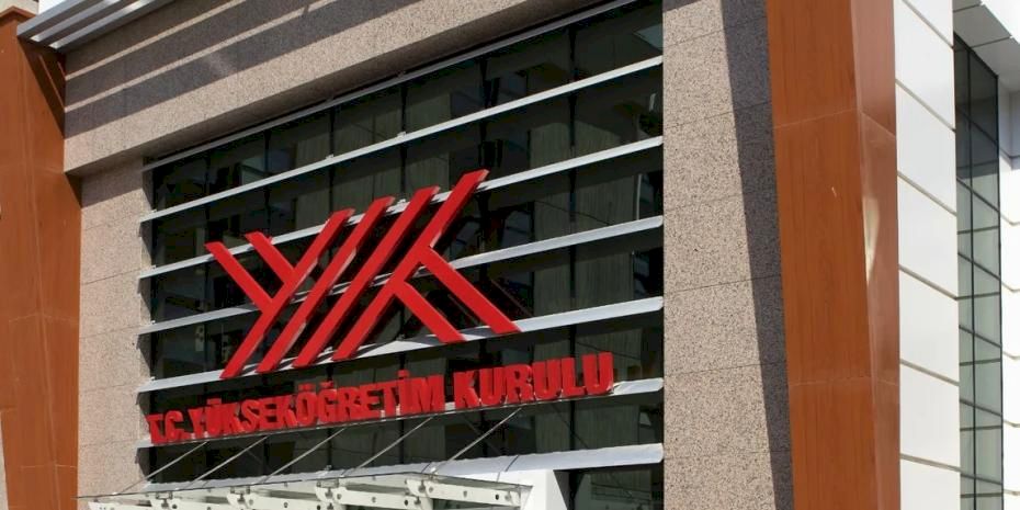 YÖK'ten kadın öğrencilere destek... Doğum sonrası ek süre uygulaması