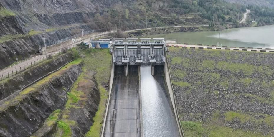 Kocaeli’nin fazla suyu Sapanca Gölü’ne aktarılıyor