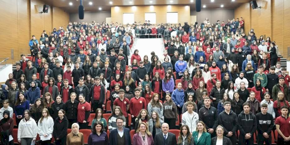 Trabzon’da öğrencilere hukuki farkındalık eğitimi