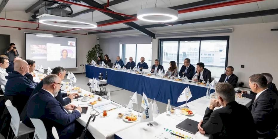 İzmir’de Yapay Zeka Konseyi ilk kez toplandı