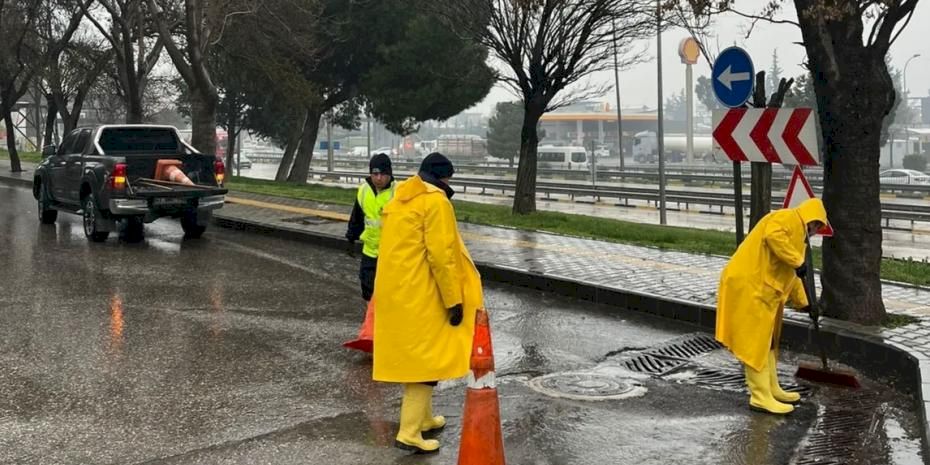 Gaziantep Büyükşehir yağışlara karşı sahada