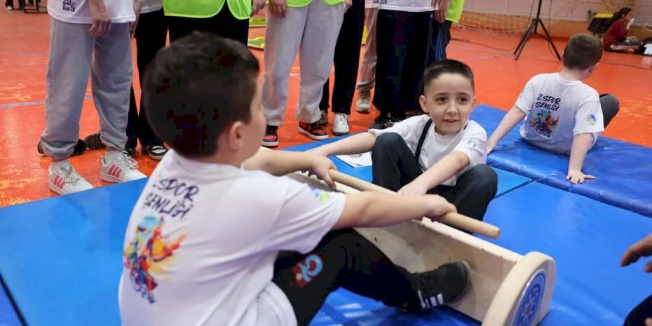 Otizm farkındalığında sporun birleştirici gücüne Sakarya'dan anlamlı şenlik