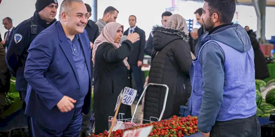 Ankara Keçiören’de Başkan Özarslan’dan pazaryeri ziyareti