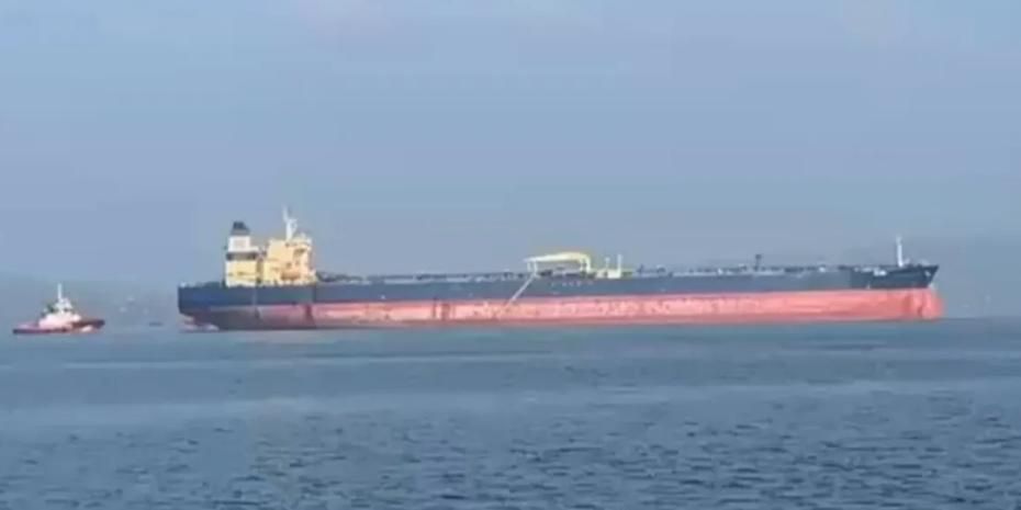 1915 Çanakkale Köprüsü önlerinde arızalanan tanker güvenli bölgeye çekildi