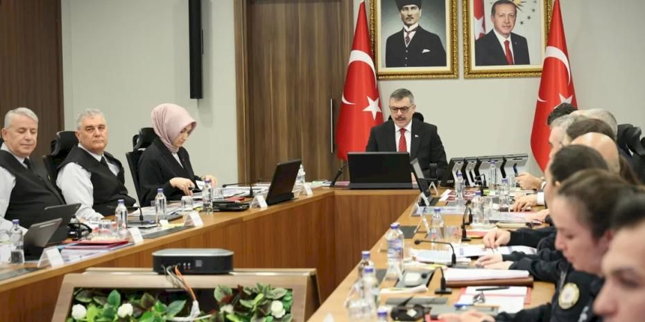 Bakan Çiftçi'den valilerle güvenlik toplantısı