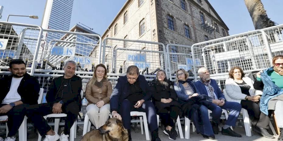 İzmir'de o direniş sürüyor!