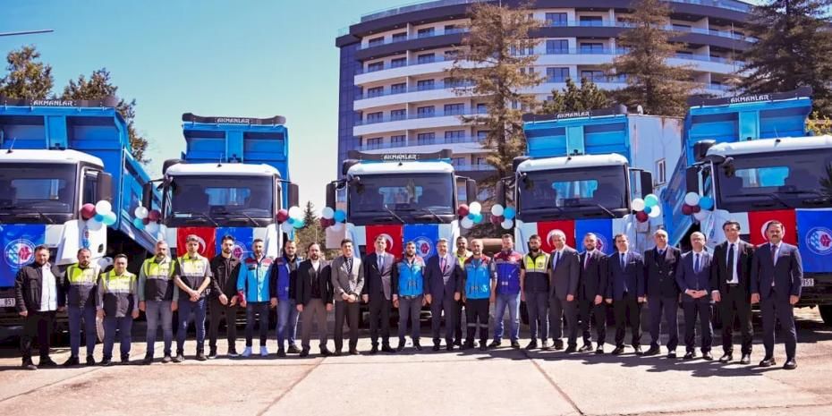 Trabzon'da Büyükşehir Belediyesi araç filosunu güçlendiriyor