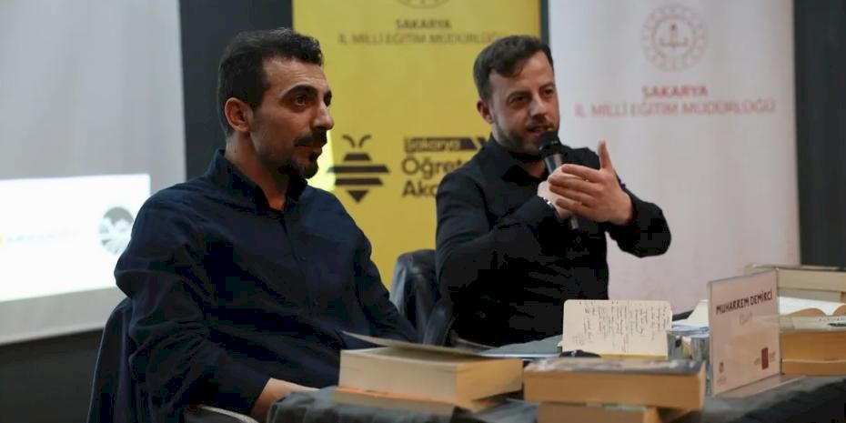 Sakarya'da Ofis Sanat Merkezi’nde Edip Cansever söyleşisi