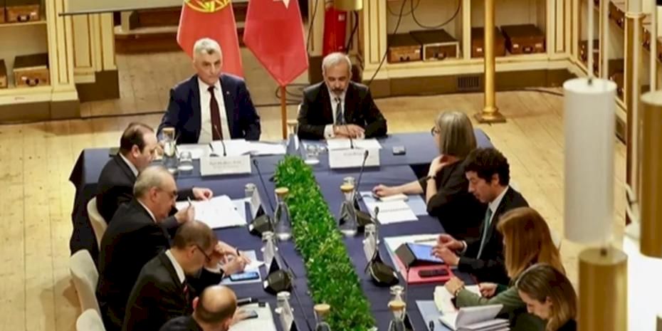 Bakan Bolat, Portekiz’de Dışişleri Bakanı Rangel ile görüştü