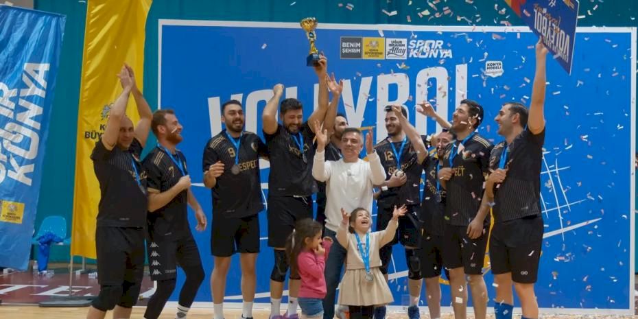 Kurumlararası filenin şampiyonu Konya Barosu