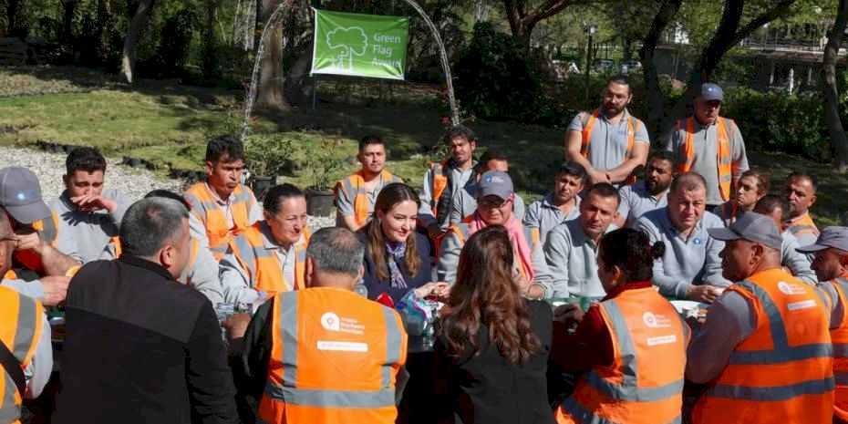 Antalya'da yeşil bayraklı parkta emek buluşması