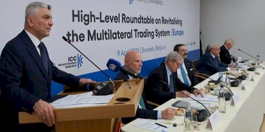 Bakan Bolat Brüksel'de yuvarlak masada konuştu