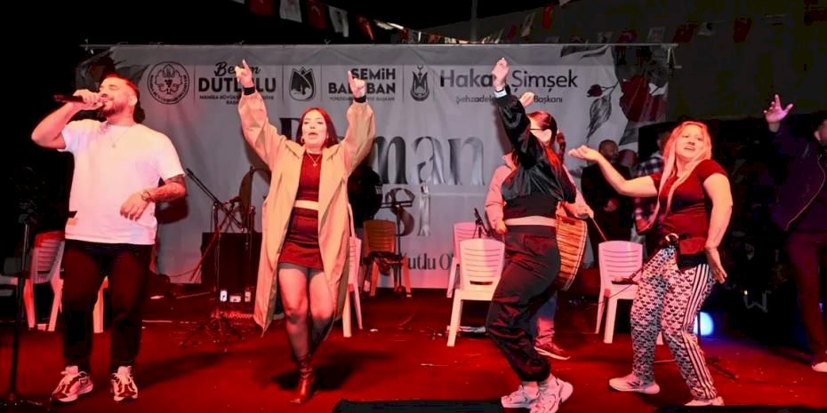 Manisa’da Romanlar gönüllerince eğlendi