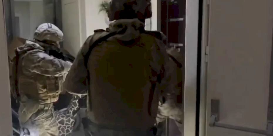 İstanbul’da silahlı suç örgütüne 18 gözaltı